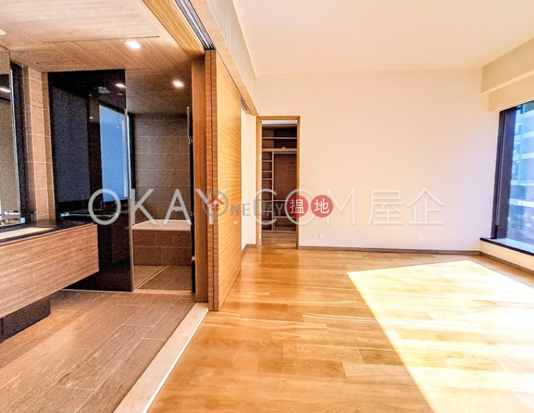 Exquisite 3 bedroom with balcony & parking | Rental | No.7 South Bay Close Block A 南灣坊7號 A座 Rental Listings