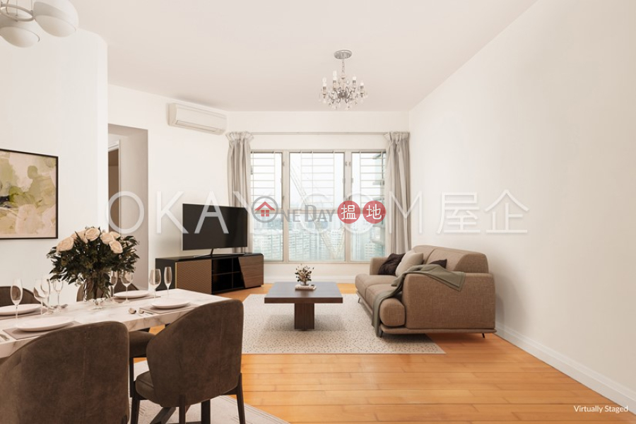 Popular 3 bedroom in Kowloon Station | For Sale | The Waterfront Phase 2 Tower 7 漾日居2期7座 Sales Listings