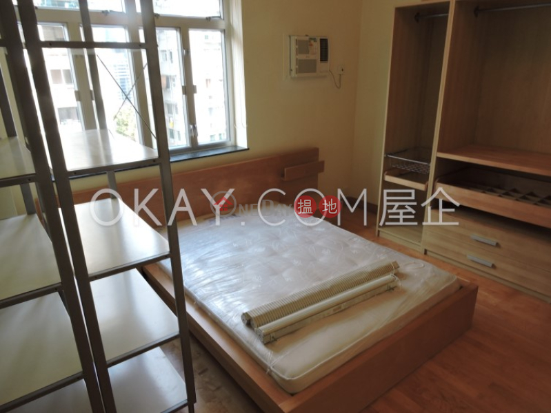 HK$ 1,150萬滿輝大廈|灣仔區2房1廁,實用率高,連車位,露台滿輝大廈出售單位