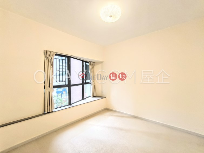 Property Search Hong Kong | OneDay | Residential | Sales Listings, Luxurious 3 bedroom in Mid-levels West | For Sale