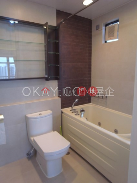 HK$ 91,000/ month Cavendish Heights Block 2, Wan Chai District | Unique 4 bedroom with balcony & parking | Rental