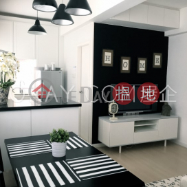 Practical 1 bedroom on high floor with rooftop | Rental | 40-42 Gough Street 歌賦街40-42號 _0