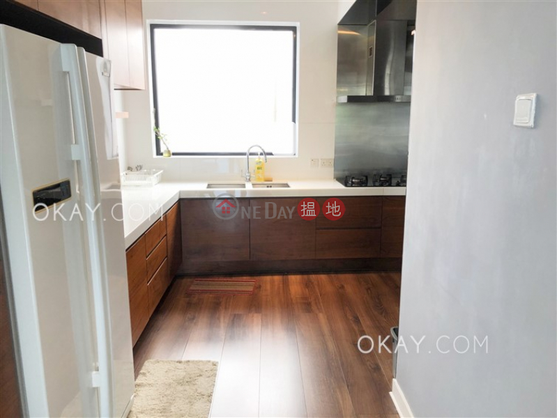 Efficient 3 bed on high floor with balcony & parking | Rental | 2-8A Happy View Terrace | Wan Chai District | Hong Kong Rental HK$ 75,000/ month