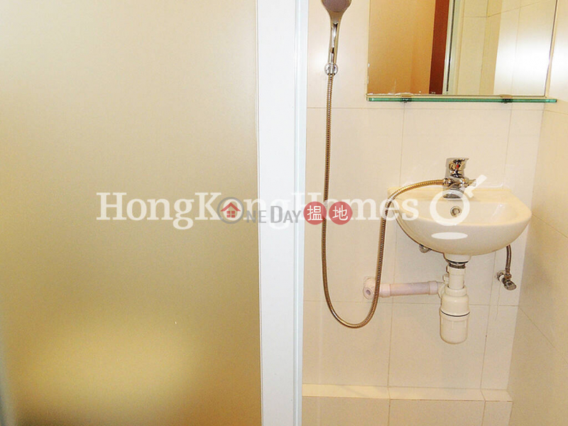 Property Search Hong Kong | OneDay | Residential Rental Listings, 3 Bedroom Family Unit for Rent at SOHO 189