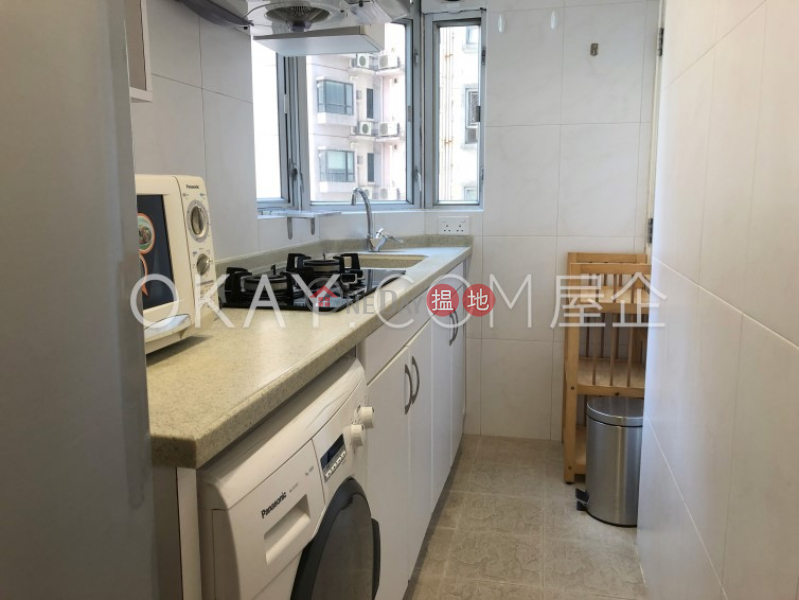 Property Search Hong Kong | OneDay | Residential Sales Listings | Generous 1 bedroom in Mid-levels West | For Sale