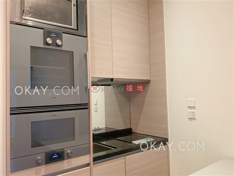 HK$ 12.8M, The Avenue Tower 1 Wan Chai District | Stylish 1 bedroom with balcony | For Sale