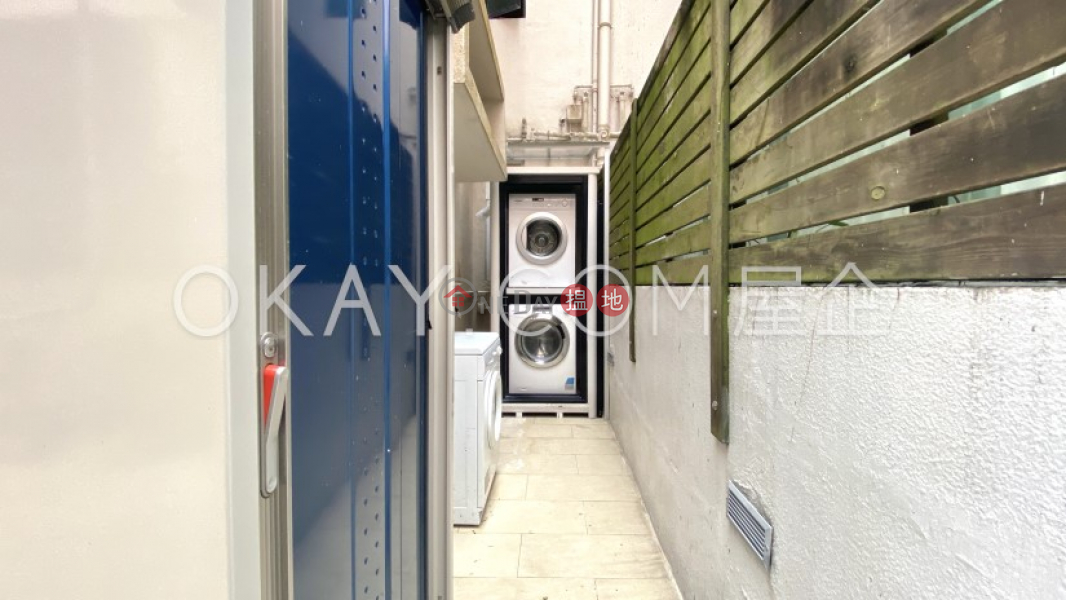 HK$ 29M, CNT Bisney, Western District Gorgeous 3 bedroom with terrace & parking | For Sale