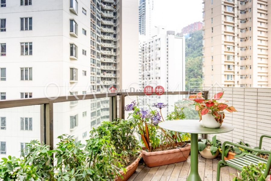香港搵樓|租樓|二手盤|買樓| 搵地 | 住宅出租樓盤4房2廁,獨家盤,星級會所,連車位世紀大廈 2座出租單位