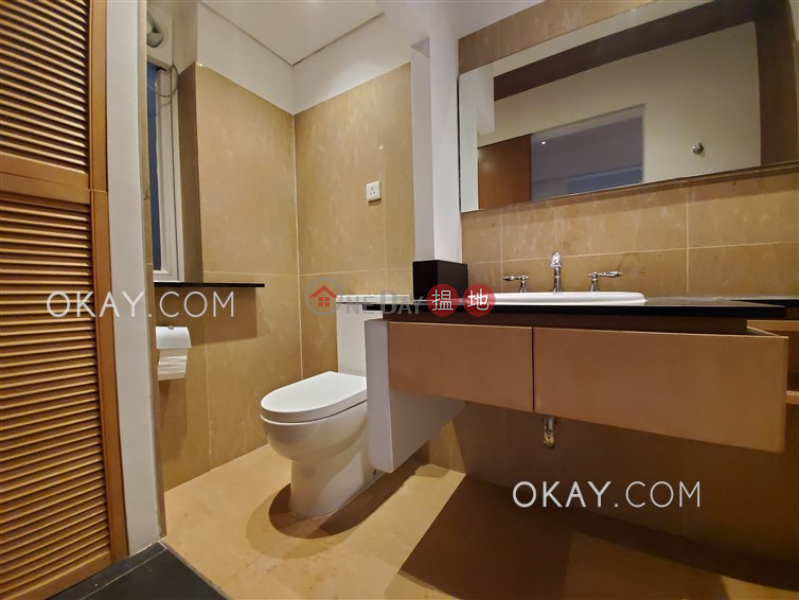 HK$ 60,000/ month Pak Fai Mansion, Central District, Nicely kept 2 bedroom with balcony | Rental