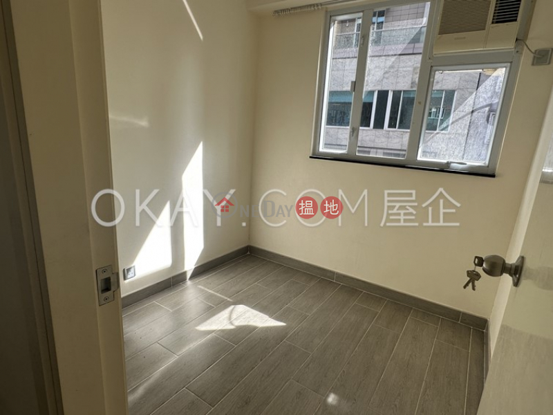 HK$ 29,200/ month | Bonanza Court | Western District Generous 3 bedroom in Mid-levels West | Rental