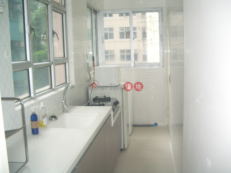 HK$ 15,500/ month, Kin On Building, Wan Chai District, Flat for Rent in Kin On Building, Wan Chai