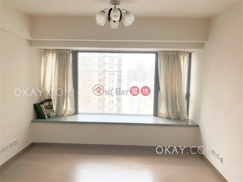 Unique 2 bedroom with balcony | For Sale, Centre Point 尚賢居 Sales Listings | Central District (OKAY-S81141)