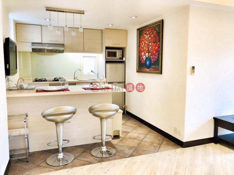 IFC view, walking distance to Central, flat for rent Central Mid-levels, 21-23 Caine Road | Central District, Hong Kong | Rental HK$ 27,000/ month