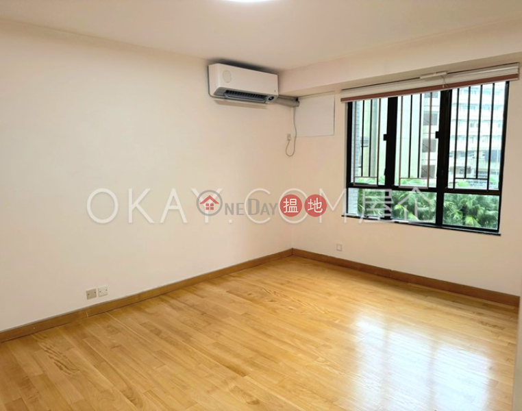 HK$ 60,000/ month Block C Wilshire Towers Eastern District Tasteful 4 bedroom in North Point Hill | Rental