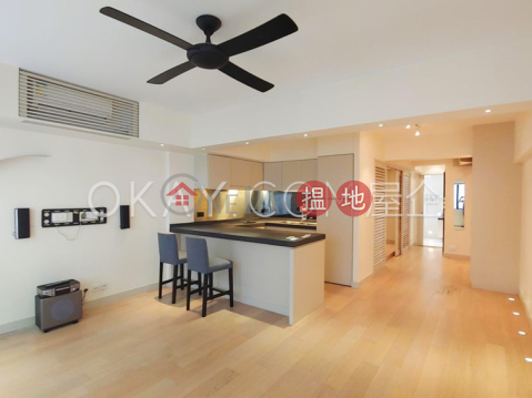 Popular 1 bedroom in Mid-levels West | Rental | Sun Fat Building 新發樓 _0