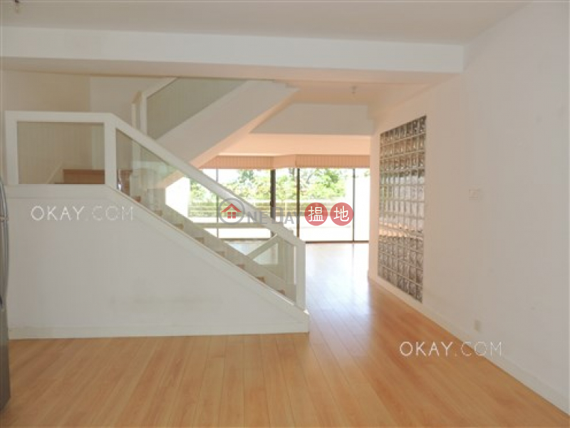 HK$ 170,000/ month Burnside Estate Southern District, Gorgeous house with sea views, rooftop | Rental