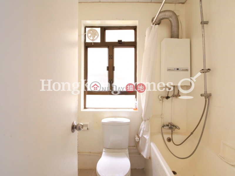 HK$ 43,000/ month | 38B Kennedy Road | Central District | 3 Bedroom Family Unit for Rent at 38B Kennedy Road