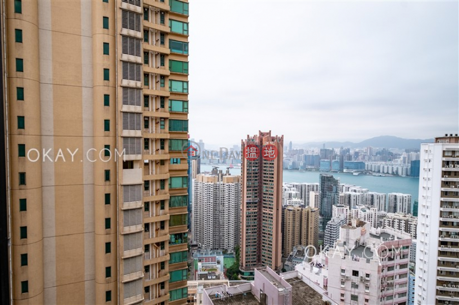 Gorgeous 3 bedroom on high floor with parking | Rental | Maiden Court 萬德閣 Rental Listings