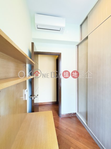 Property Search Hong Kong | OneDay | Residential Sales Listings | Stylish 3 bedroom in Sheung Wan | For Sale