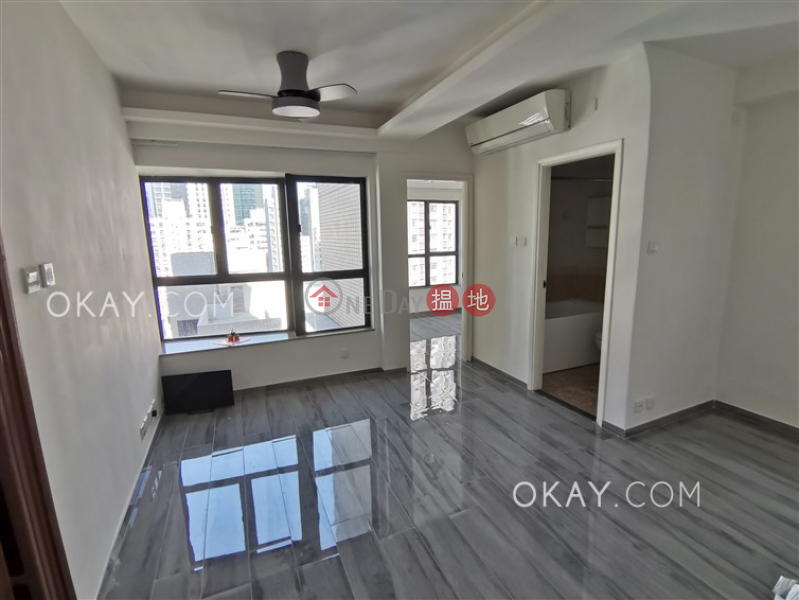 Property Search Hong Kong | OneDay | Residential | Sales Listings, Cozy 2 bedroom in Mid-levels West | For Sale