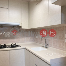 Cozy 2 bedroom in Causeway Bay | Rental, Victoria Centre Block 3 維多利中心 3座 | Wan Chai District (OKAY-R376611)_0