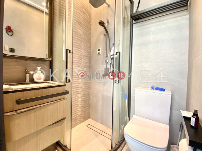 Charming 1 bedroom on high floor with balcony | For Sale | Two Artlane 藝里坊2號 Sales Listings