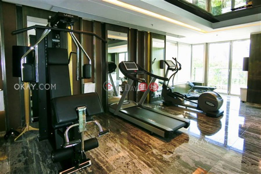 Exquisite 3 bed on high floor with balcony & parking | For Sale | Kennedy Park At Central 君珀 Sales Listings