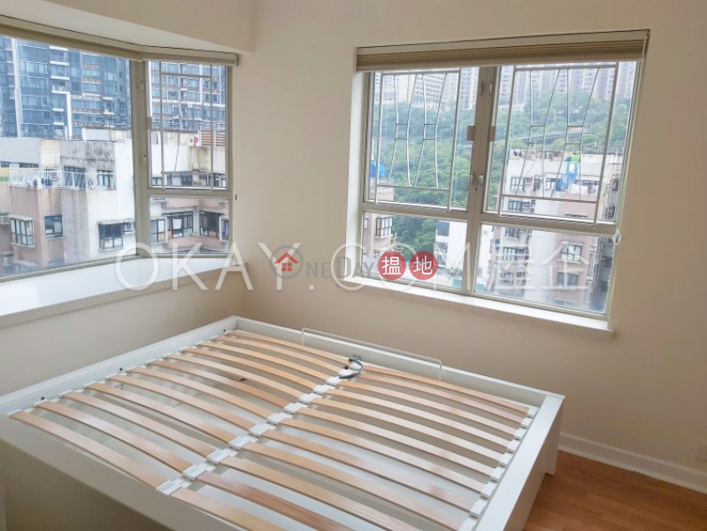 HK$ 13.5M, Island Place | Eastern District Nicely kept 3 bedroom on high floor | For Sale