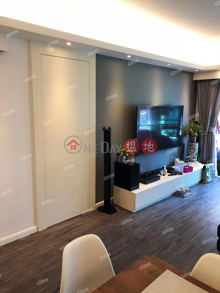 Property Search Hong Kong | OneDay | Residential, Sales Listings Diamond (Tower 1) Phase 3a Hemera Lohas Park | 3 bedroom Low Floor Flat for Sale