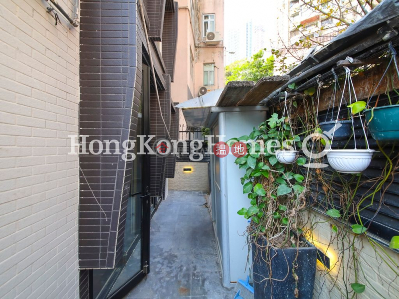 Property Search Hong Kong | OneDay | Residential Rental Listings | Studio Unit for Rent at Glenealy Building