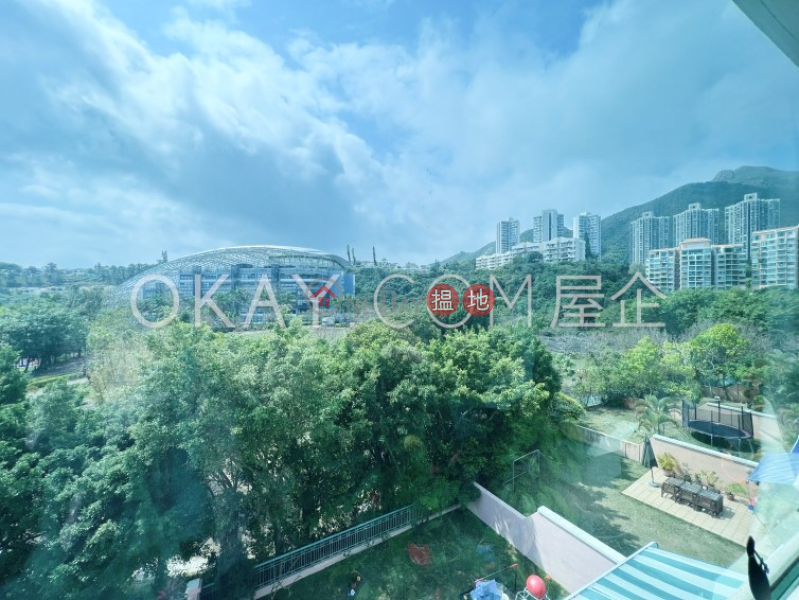Gorgeous 3 bedroom on high floor | For Sale | Discovery Bay, Phase 11 Siena One, Block 56 愉景灣 11期 海澄湖畔一段 56座 Sales Listings