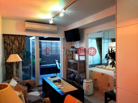 **Rare in Market** Quiet but Convenient (Close to Pacific Place),with 130 sqft Sky Terrace | Rialto Building 麗都大廈 _0