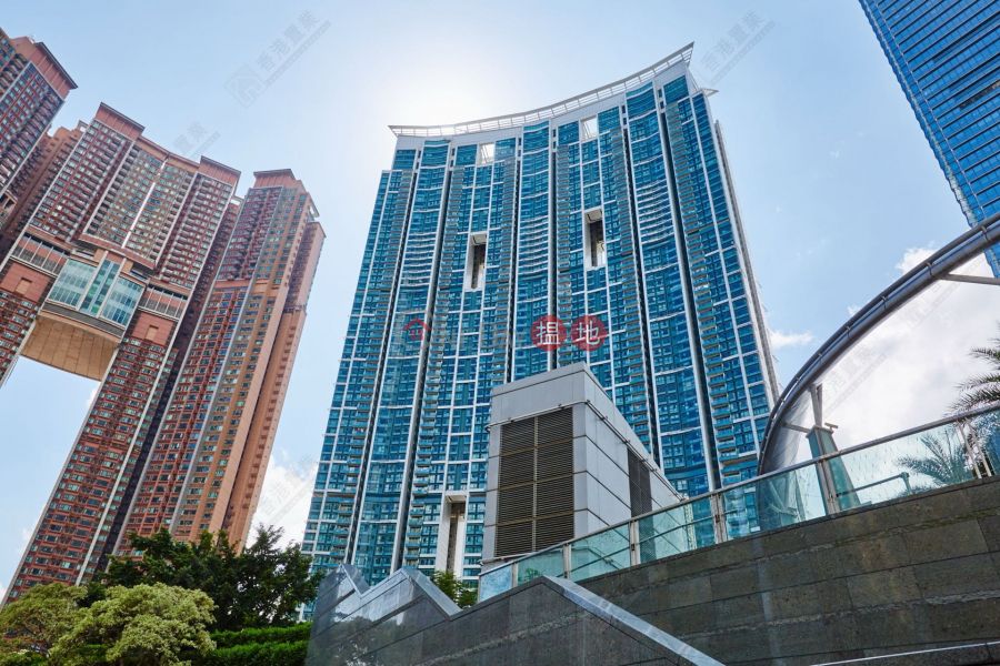 Two bedrooms, one suite, and one study in The Harbourside | The Harbourside Tower 1 君臨天下1座 Sales Listings