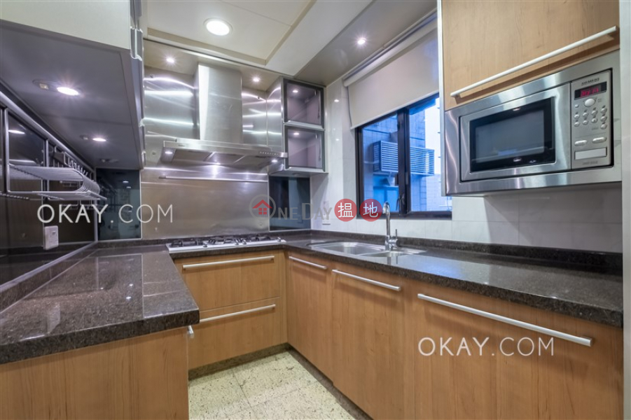 HK$ 53,000/ month | The Arch Sky Tower (Tower 1) Yau Tsim Mong, Gorgeous 3 bedroom in Kowloon Station | Rental