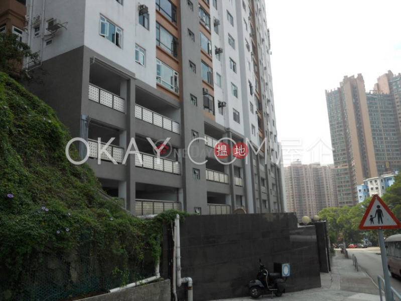 Property Search Hong Kong | OneDay | Residential Sales Listings | Rare 3 bedroom on high floor with rooftop & parking | For Sale