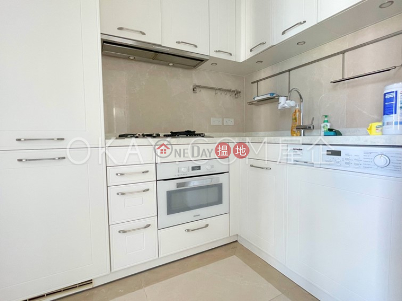 Elegant 2 bedroom with harbour views & balcony | For Sale | Kensington Hill 高街98號 Sales Listings
