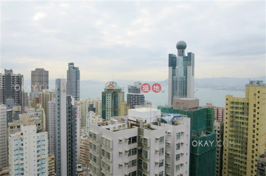 HK$ 32,000/ month, The Nova Western District | Lovely 1 bedroom on high floor with sea views & balcony | Rental