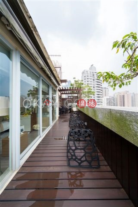 Beautiful 3 bed on high floor with rooftop & terrace | For Sale | Greenland Court 恆翠園 _0