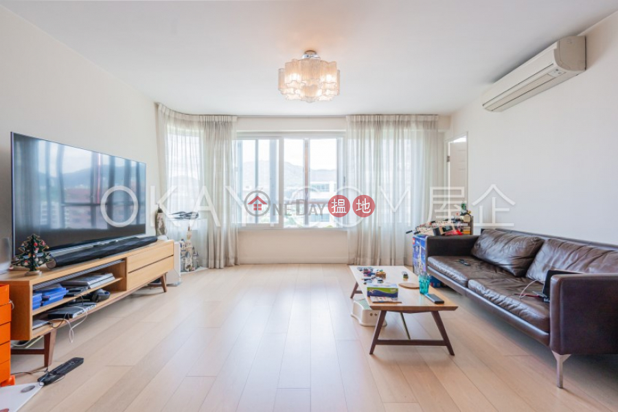 Lovely 3 bedroom on high floor with parking | For Sale | HELENA GARDEN 海倫苑 Sales Listings