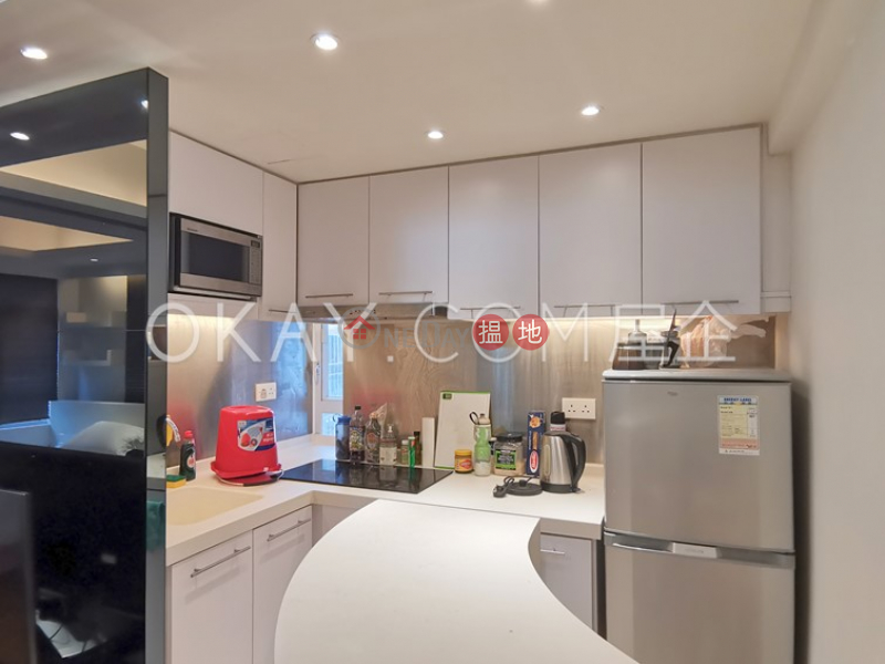 HK$ 4.99M | Carbo Mansion | Western District | Intimate 1 bedroom in Sheung Wan | For Sale