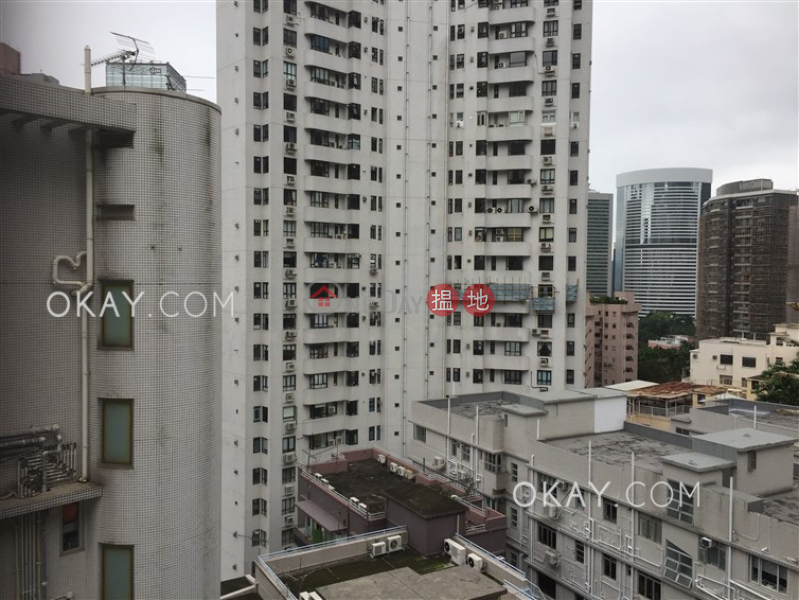 Efficient 3 bedroom with balcony | Rental | 5H Bowen Road 寶雲道5H號 Rental Listings