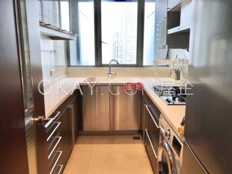 Stylish 3 bedroom with balcony & parking | Rental | The Harbourside Tower 1 君臨天下1座 Rental Listings