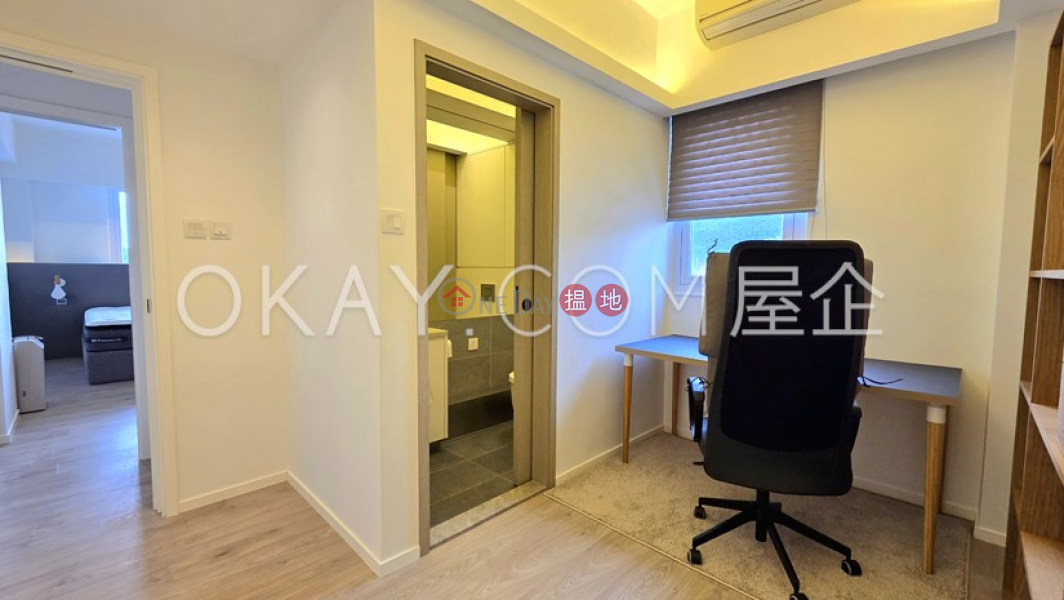 Property Search Hong Kong | OneDay | Residential, Rental Listings, Elegant penthouse with rooftop & parking | Rental
