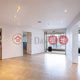 Efficient 3 bedroom on high floor with balcony | Rental | Albron Court 豐樂閣 _0