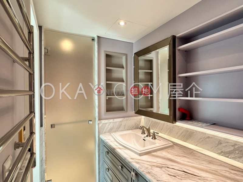 Charming 2 bedroom with balcony | Rental, Centre Place 匯賢居 Rental Listings | Western District (OKAY-R83810)
