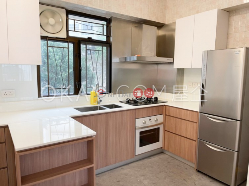 Luxurious 3 bedroom with parking | Rental 11 Consort Rise | Western District Hong Kong | Rental | HK$ 38,000/ month
