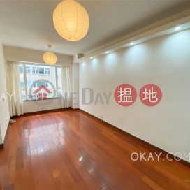 Charming 3 bedroom in Mid-levels West | Rental | Golden Valley Mansion 金谷大廈 _0