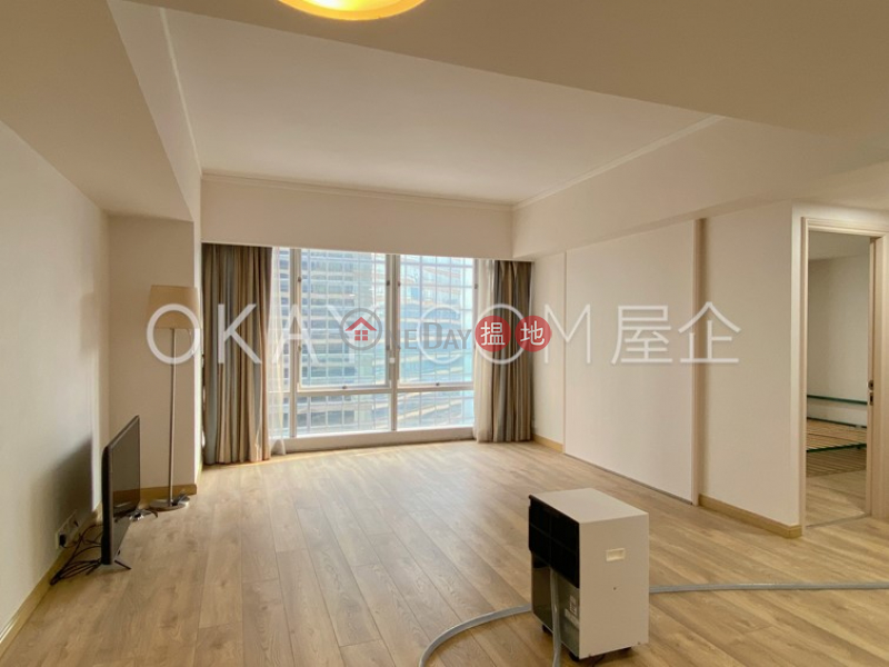 Tasteful 1 bedroom on high floor | Rental | Convention Plaza Apartments 會展中心會景閣 Rental Listings