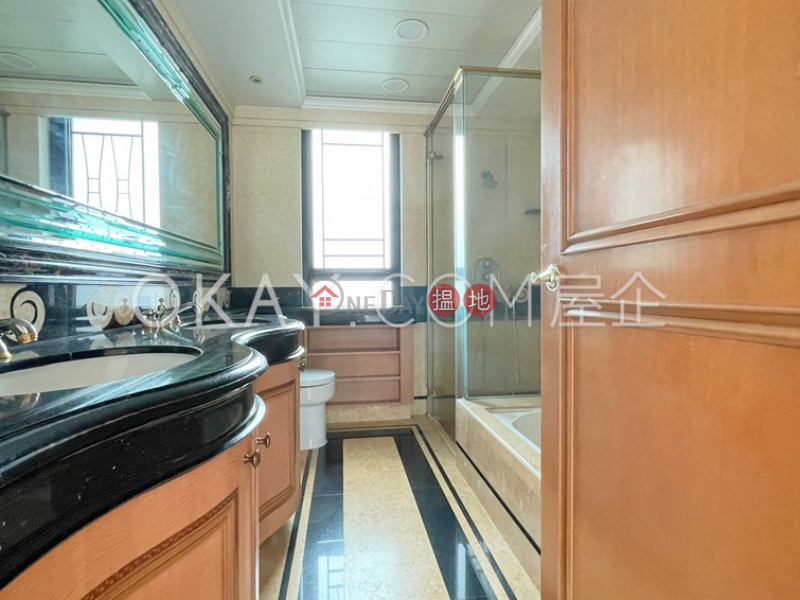 HK$ 82,000/ month | The Leighton Hill | Wan Chai District Rare 3 bedroom with parking | Rental