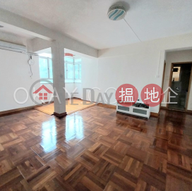 Gorgeous 3 bedroom with parking | Rental, 130-132 Green Lane Court 箕璉閣130-132號 | Wan Chai District (OKAY-R59914)_0